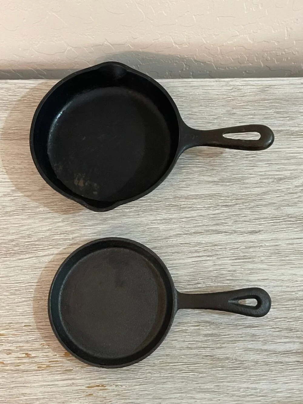 Cast Iron Fry Pans Set of 2 Small